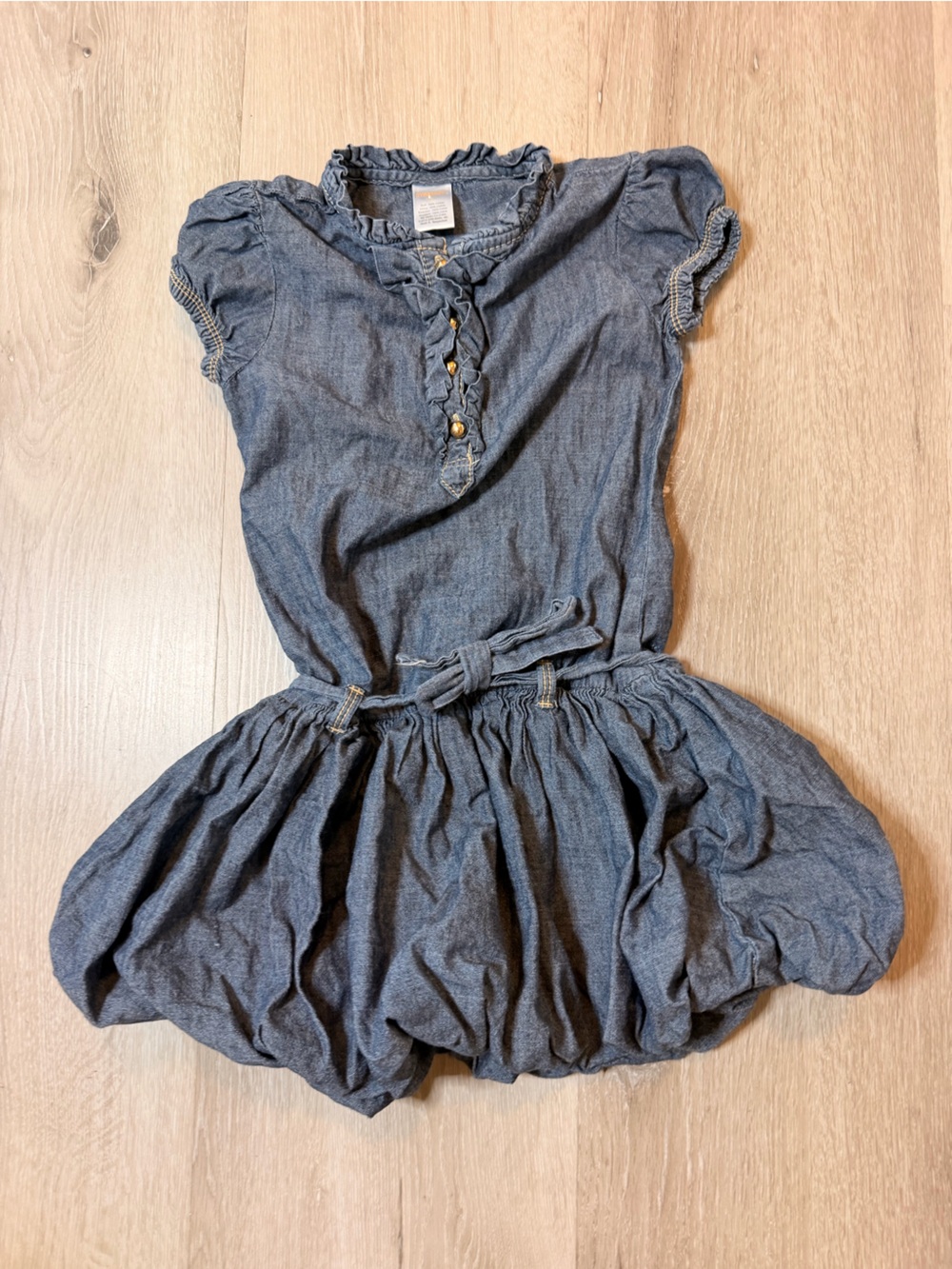 Gymboree Vintage 2013 Girls Chambray Denim Dress Ruffle Bubble Skirt Bow Size 6